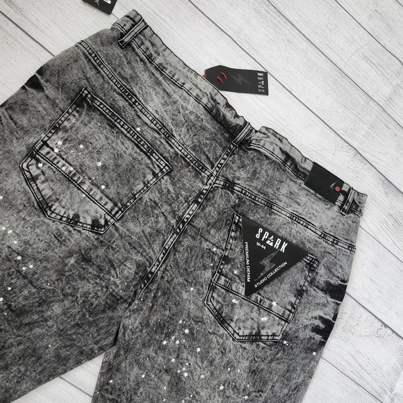 Big & Tall Men’s Distressed Ice Black Shorts. Skinny Fit - Picture 10 of 10